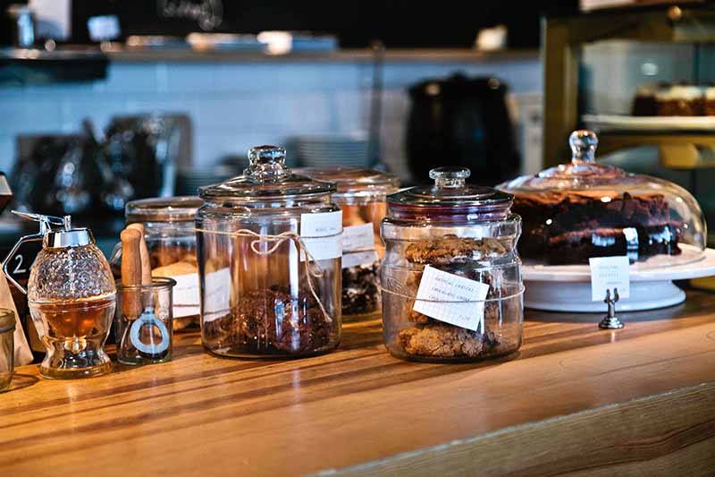 Aunt Benny café