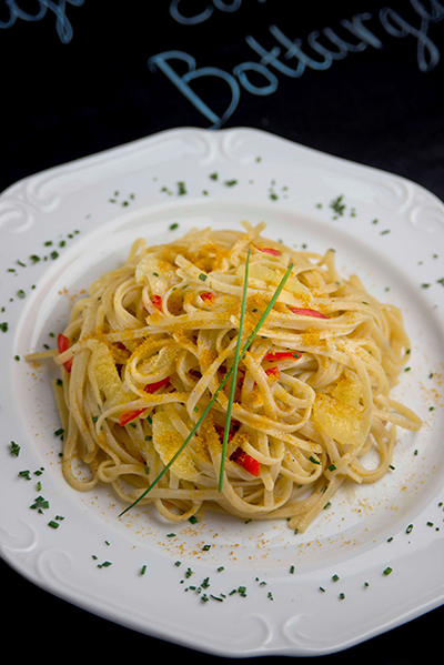 LA PASTERIA_BAVETTE CON BOTTARGA