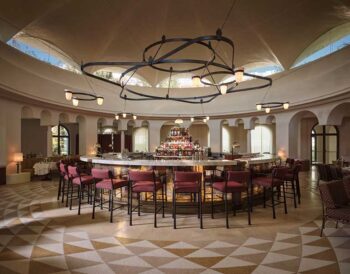 Byzantino Grande Brasserie: Επιστρέφει στο Conrad Athens The Ilisian Byzantino-Grande-Brasserie_Bar